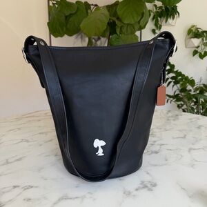 Coach X Peanuts Bleecker XL Duffle Sac Black Leather Snoopy Shoulder Bag 36440